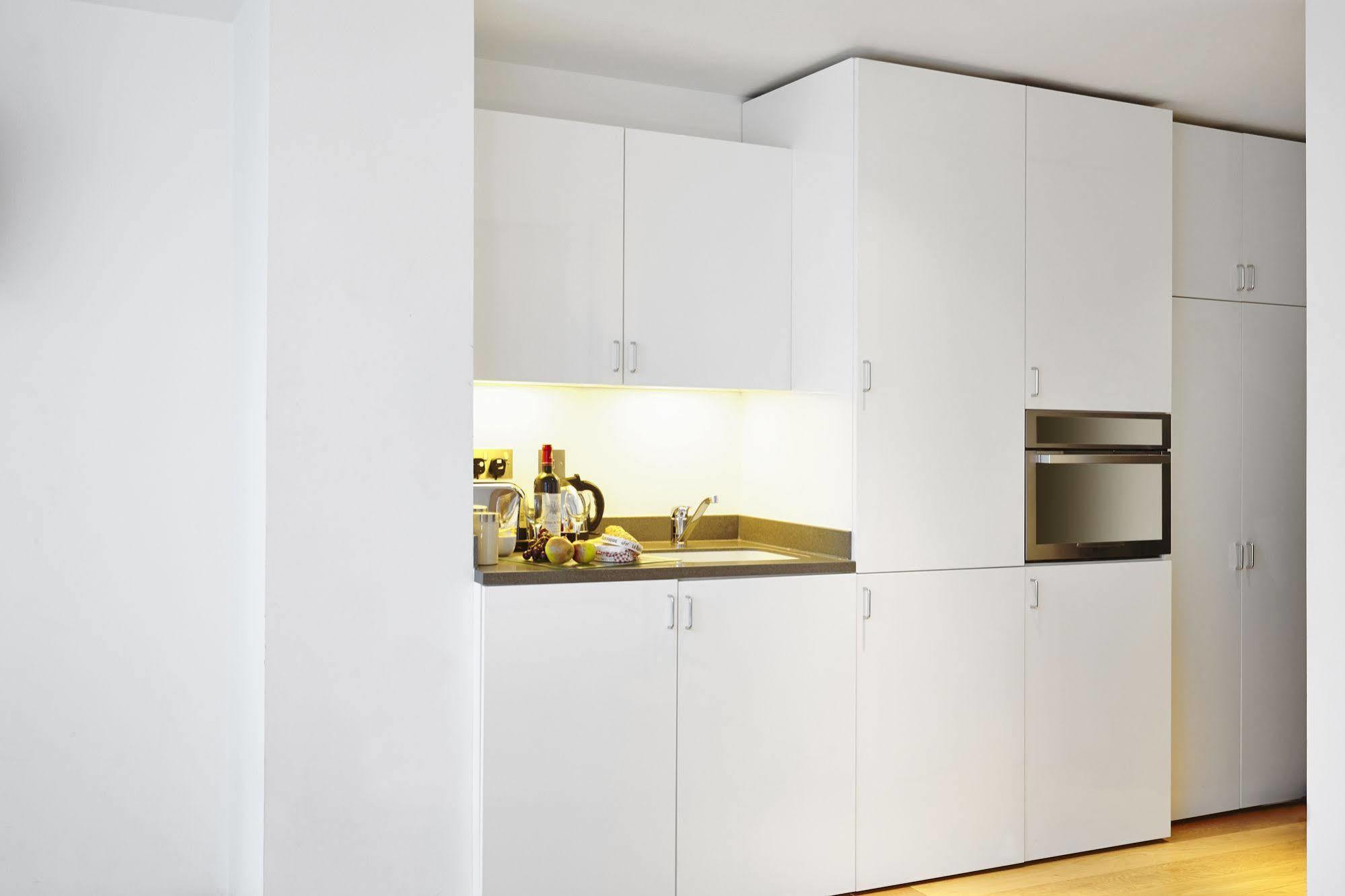 Tower Bridge London Apartments Extérieur photo